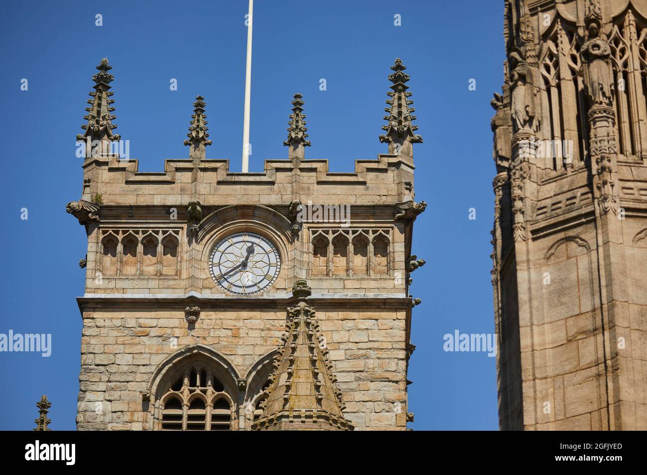 Wahrzeichen im Stadtzentrum von Wigan, Lancashire, Allerheiligen-Kirche Stockfoto