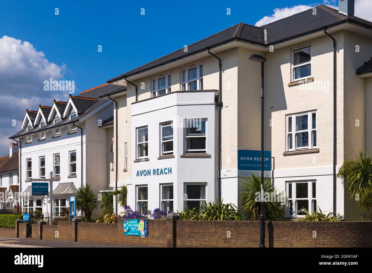Avon erreicht Wohn- und Krankenpflege - Colten Care in Mudeford, Christchurch, Dorset UK an einem warmen sonnigen Tag im August Stockfoto
