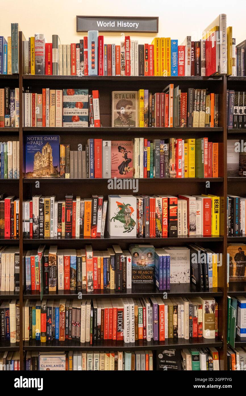 Barnes & Noble Booksellers auf der Fifth Avenue in New York City hat eine große Auswahl an Büchern, USA Stockfoto