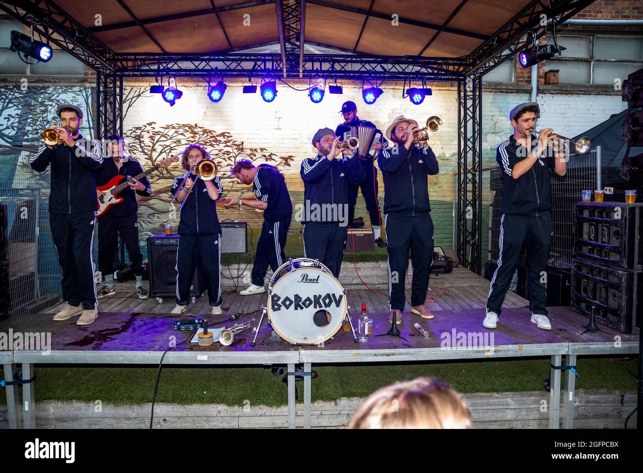 Die Band Borokov tritt am ersten Tag der ersten Ausgabe von Gate auf, der Alternative zum Couleur Cafe Musikfestival in Brüssel, Donnerstag, 26 UHR Stockfoto