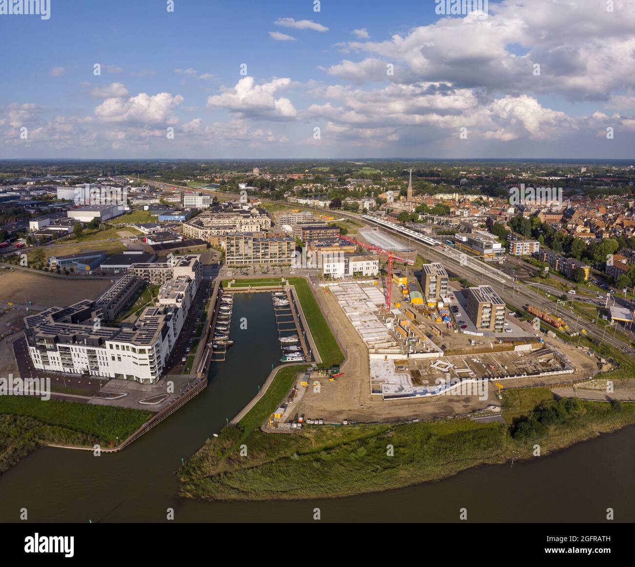 Luftaufnahme des neuen städtischen Wohnungsbauprojekts Kade Zuid in der Wohngegend Noorderhaven Stockfoto