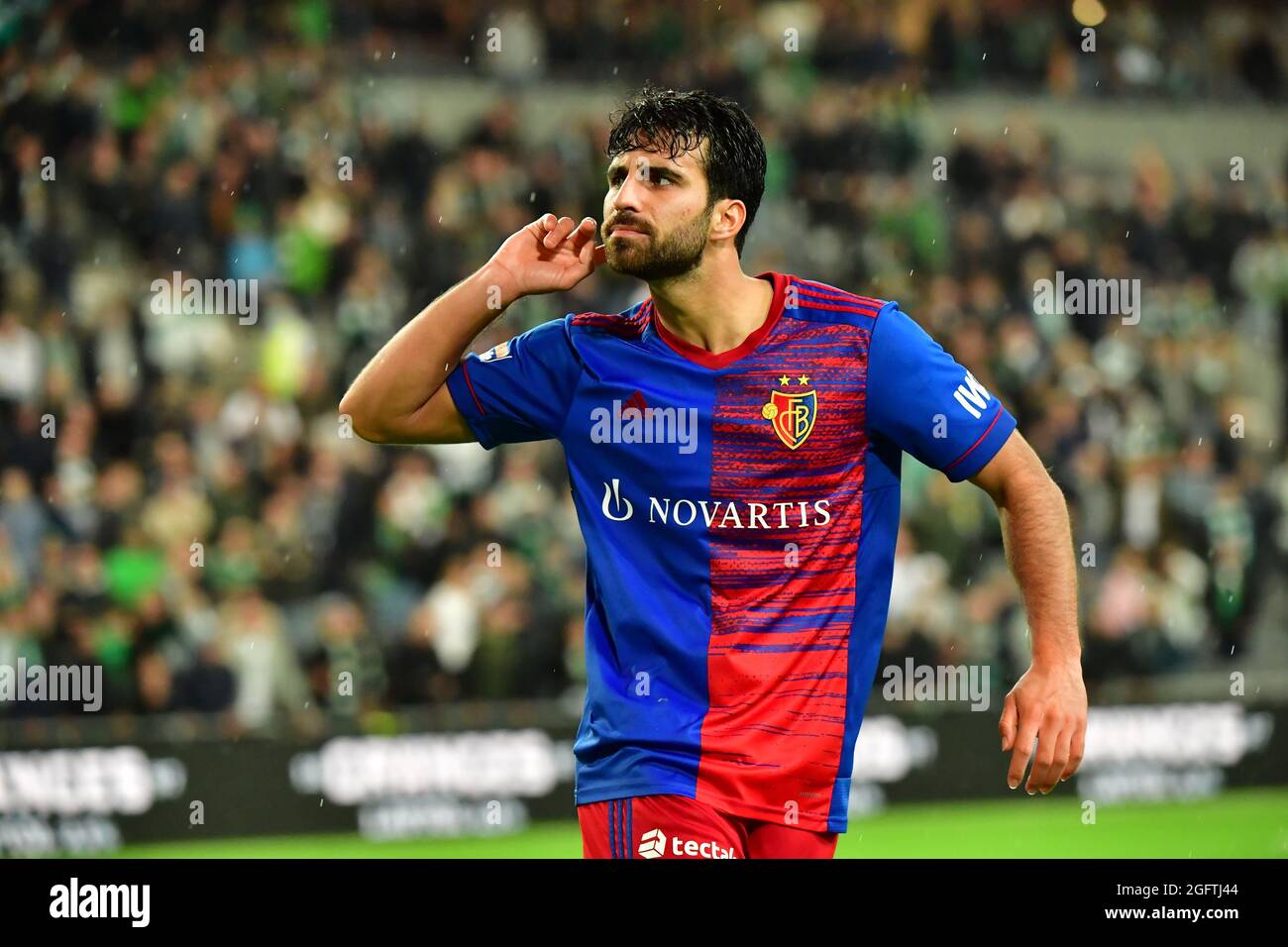 Der Basler Eray Cömert feiert sein Elfmeter während des Play-offs der UEFA European Conference League zwischen Hammarby IF und dem FC Basel in der Tele2 Arena in Stockholm, Schweden, am 26. August 2021. Foto: Jonas Ekstromer / TT kod 10030 Stockfoto