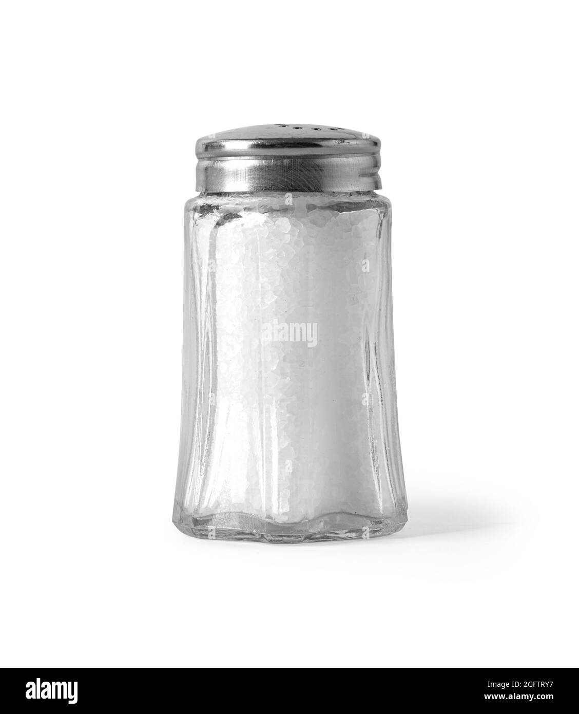Glas-Salzstreuer isoliert auf weißem Hintergrund mit Clipping-Pfad Stockfoto
