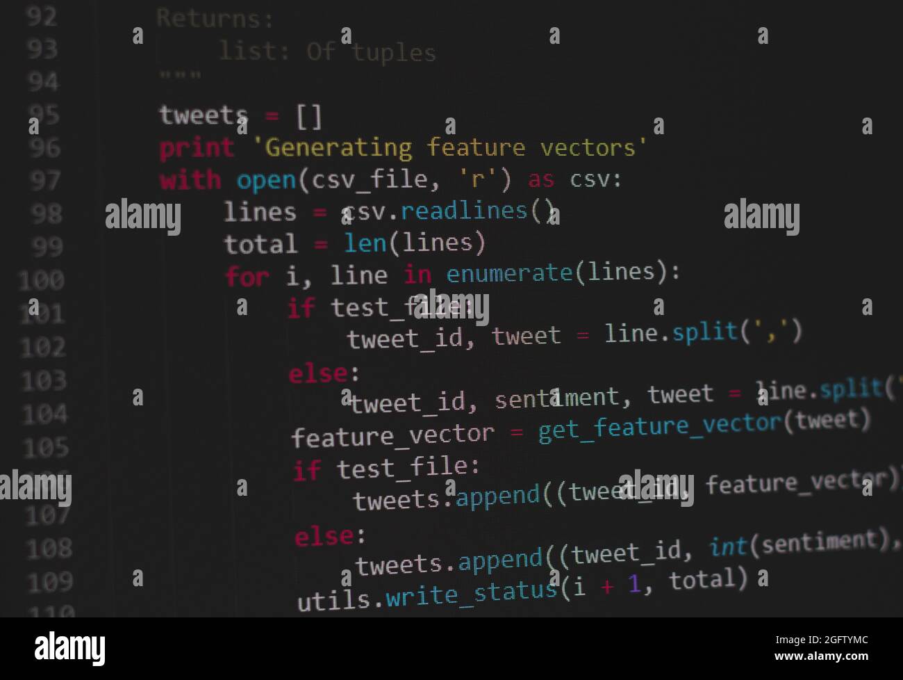 Entwickler Python, java-Skript, HTML, css-Quellcode auf dem Bildschirm. Schreiben Skript des Software-Entwicklers. Programm-Codierung. Programmierer Bearbeitung von Code Stockfoto