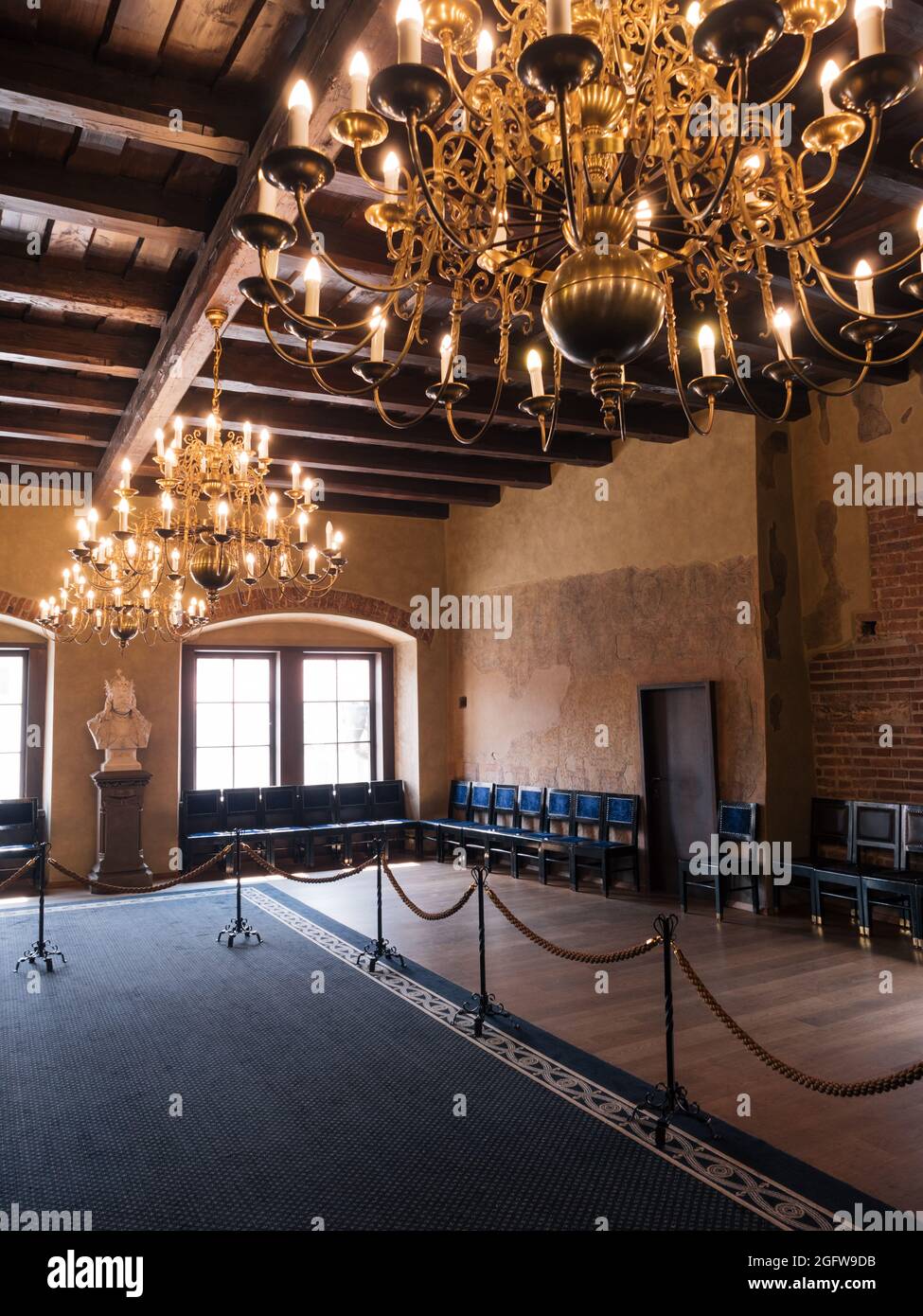 Prag, Tschechische Republik - Juli 3 2021: George Hall oder Jirik Room im Alten Rathaus oder Staromestska Radnice. Stockfoto