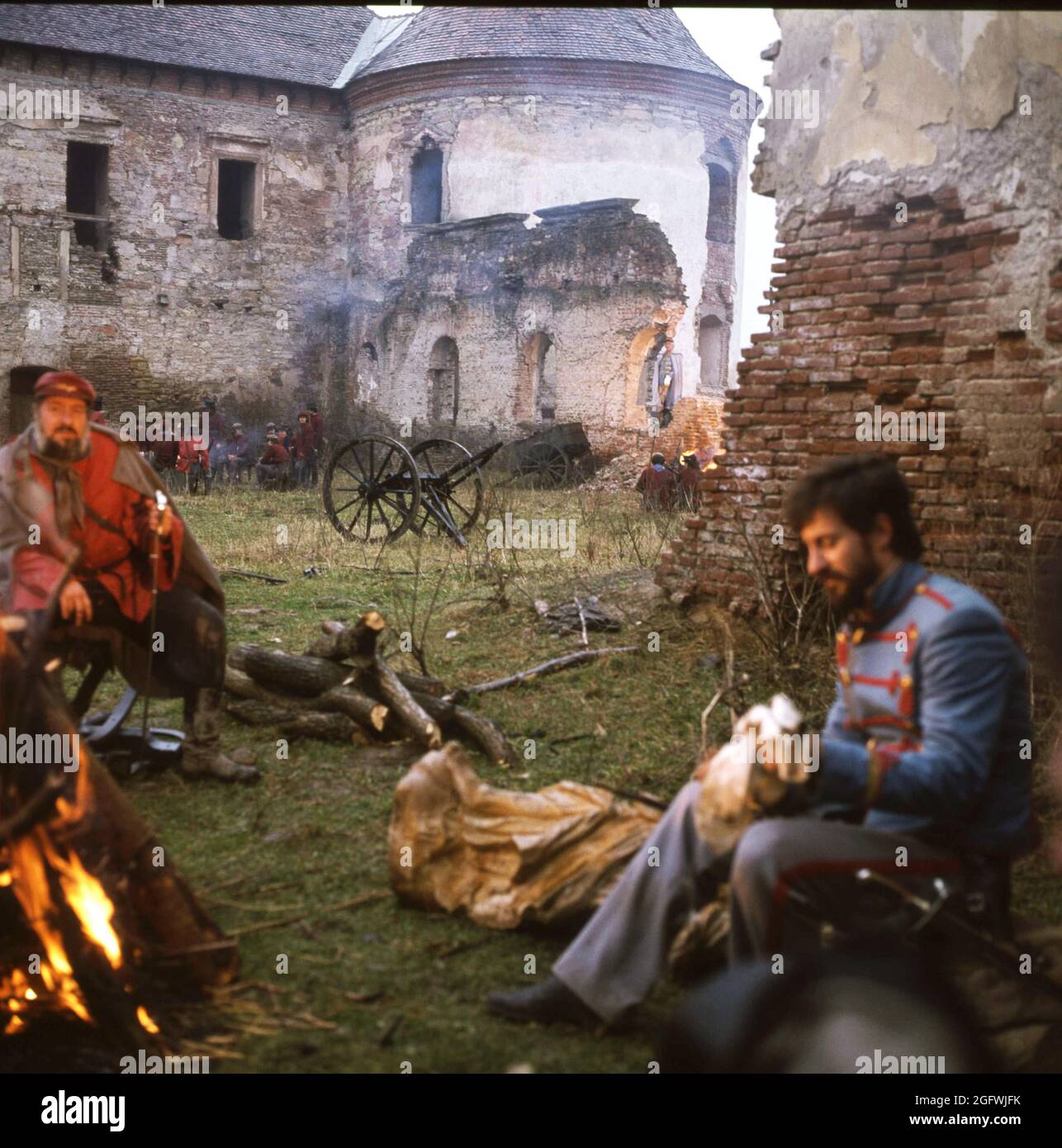 Szene aus dem Film 'der Scheiterhaufen und die Flamme' ('Rug si flacara'), 1980, Regisseur Adrian Petringenaru. Rumänischer Schauspieler Ion Caramiru (rechts). Stockfoto