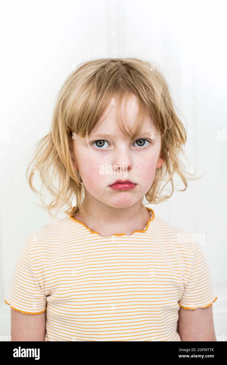 Porträt der schmollende Mädchen Stockfoto