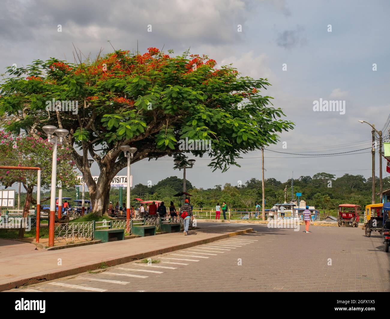 Caballococha, Peru - Dez, 2017: Auch bekannt als Cabalo Cocha ist eine Stadt in der Region Loreto im Nordosten Perus, am Amazonas-Fluss und rechts Stockfoto