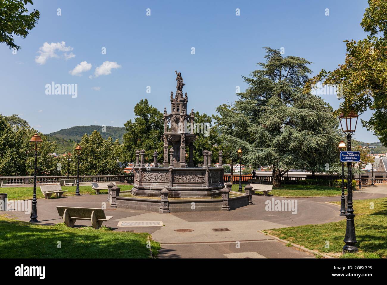 Brunnen von Amboise (Poterne Platz) - Clermont-Ferrand, Auvergne, Puy-de-Dôme, Frankreich Stockfoto