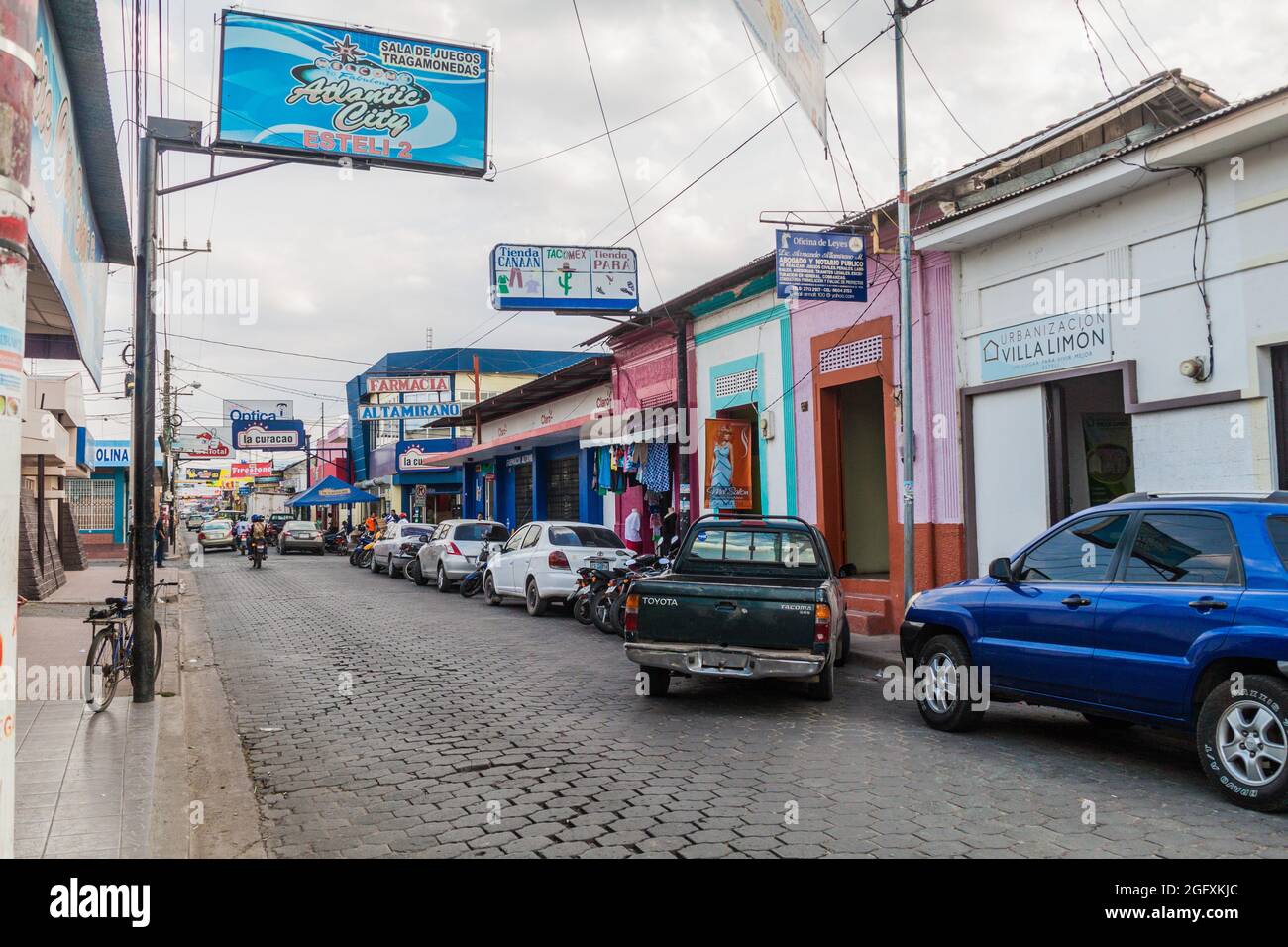 ESTELI, NICARAGUA - 21. APRIL 2016: Blick auf eine Straße in Esteli Stockfoto