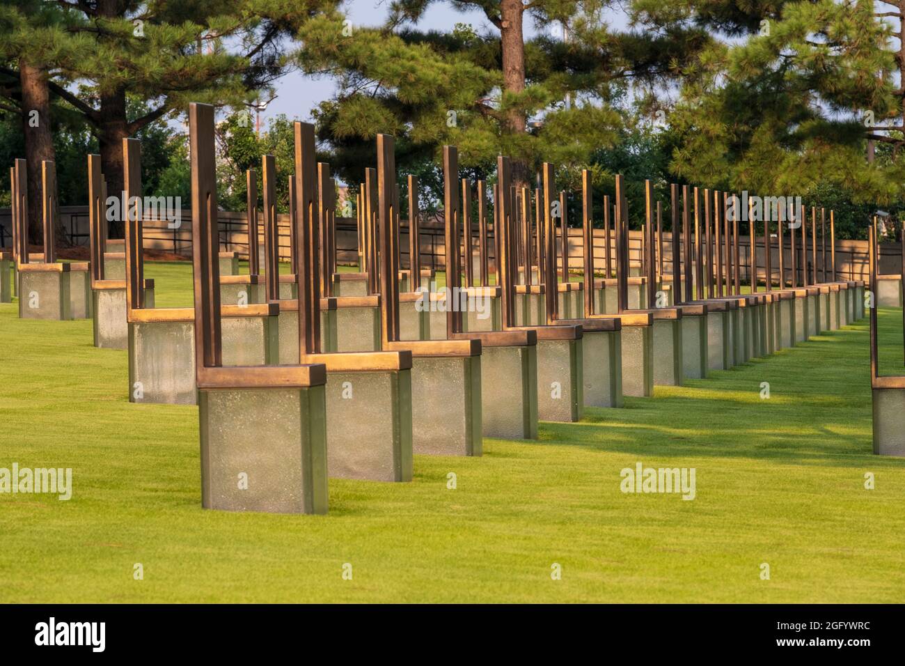 Oklahoma City National Memorial, Oklahoma, USA. Gedenkstühle. Stockfoto