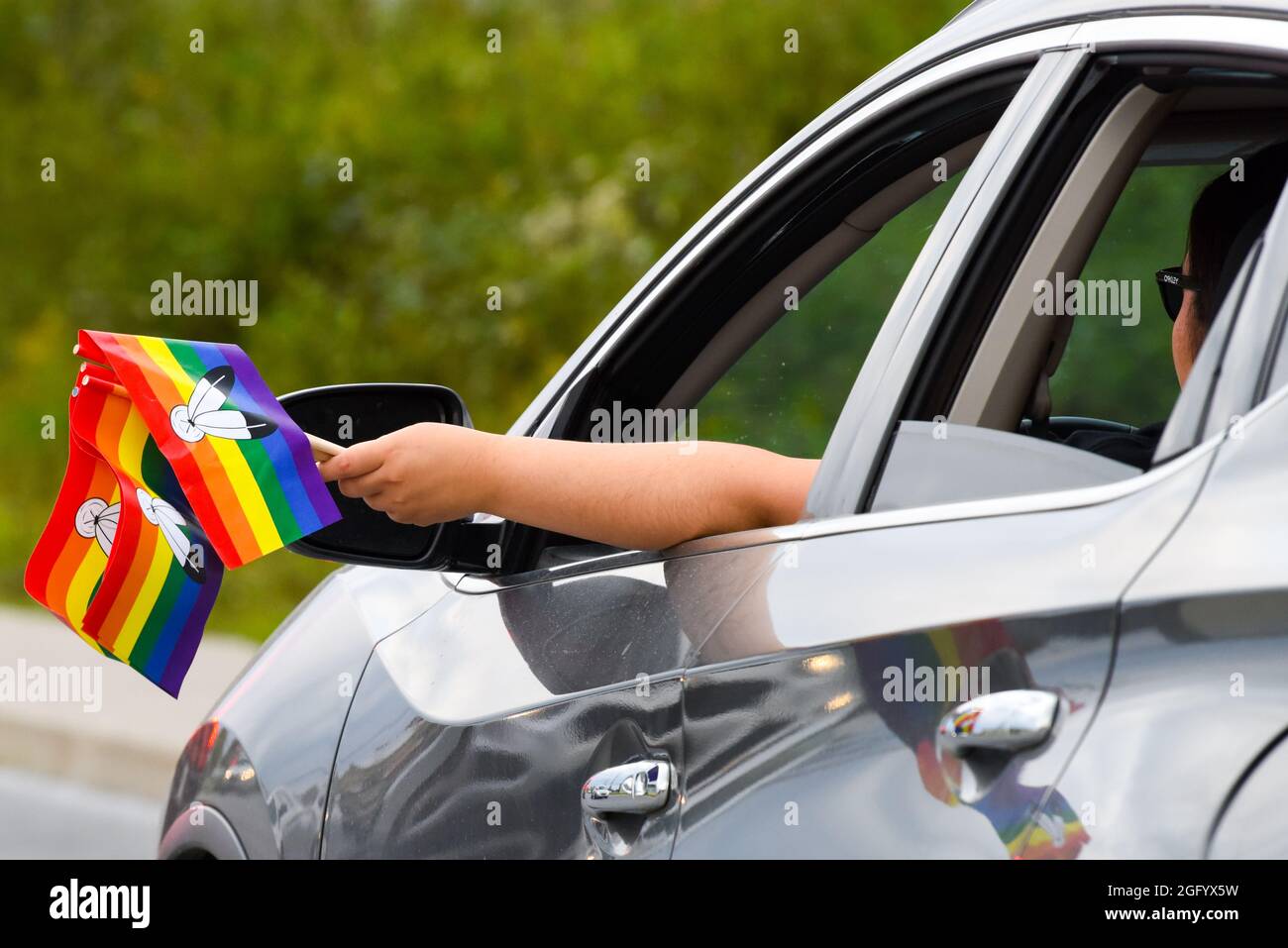 Einheimische LGBT-Parade im Norden von Quebec, Kanada Stockfoto