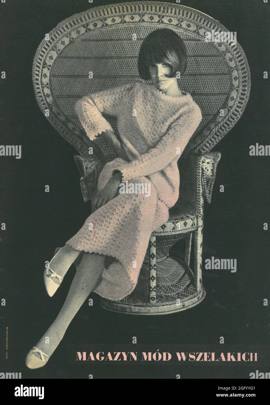 Vintage Mode Fotografie retro Fotocollage Clipping 1960er 1970er Jahre zdjęcie modowe vintage wycinek z gazety Centerfold Stockfoto