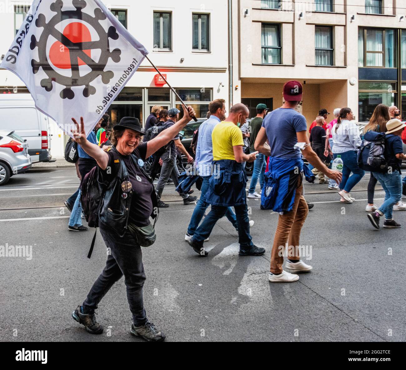 Deutschland, Mitte-Berlin, Rosenthaler Platz, 28. August 2021. Corona Denier Demos in Berlin: Mehrere 'Querdenker'-Proteste finden heute statt Stockfoto