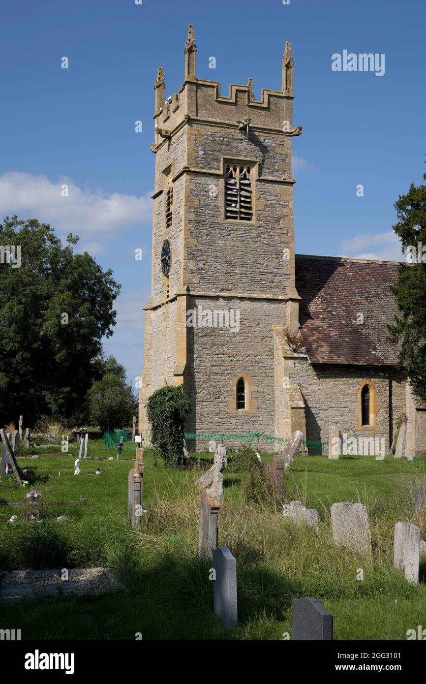 St. Nichola Episcopal mittelalterliche Kirche Middle Littleton erbaut in Blue lias Stein aus dem 12. Jahrhundert, umgestaltet 13. Jahrhundert Entury und Rebult von F Pre Stockfoto