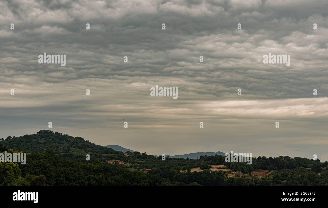 Teano, Campania Felix, Italien. Wunderbarer Blick auf eine der schönsten Stätten in Süditalien, die von den alten Römern Campania Felix genannt wurde. Stockfoto