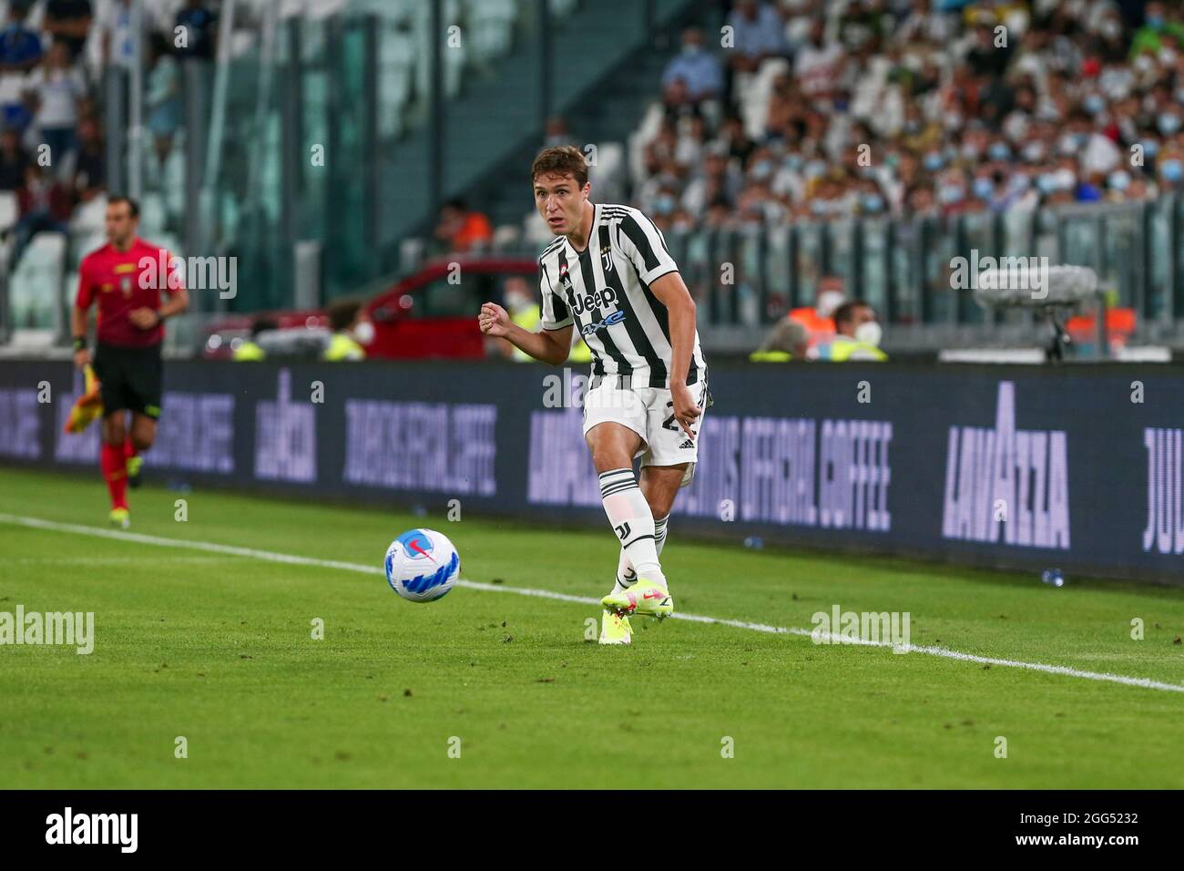 TURIN, ITALIEN, 28. AUGUST 2021. Federico Chiesa vom FC Juventus während des Spiels zwischen dem FC Juventus und dem FC Empoli im Allianz Stadium. Endergebnis: 0-1. Kredit: Massimiliano Ferraro/Medialys Images/Alamy Live Nachrichten Stockfoto