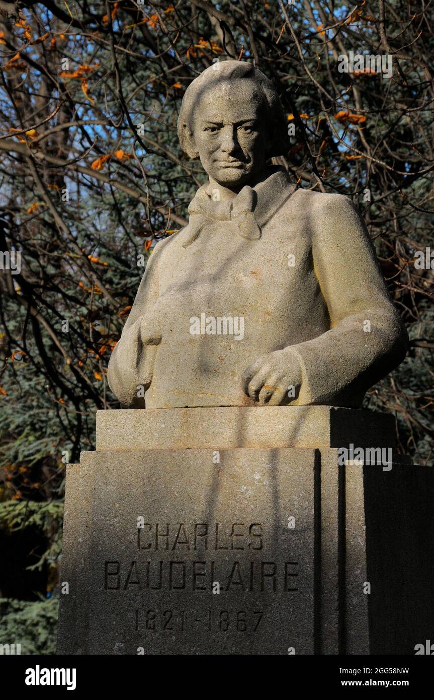 FRANKREICH. PARIS (75) 6. ARR. JARDIN DU LUXEMBOURG. DIE STATUE DE CHARLES BAUDELAIRE (1821-1867) Stockfoto