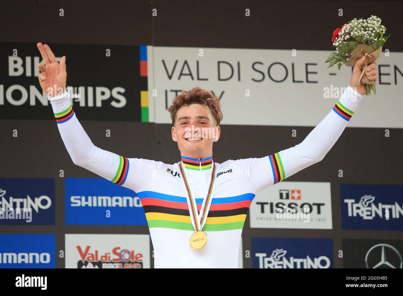 Commezzadura, Italien. August 2021. UCI 2021 Mountainbike Cross Country Weltmeisterschaft in Commezzadura am 28. August 2021. Männer unter 23 Jahren, Martin VIDAURRE KOSSMANN (CHI) (Foto: Pierre Teyssot/ESPA-Images) Quelle: European Sports Photo Agency/Alamy Live News Stockfoto