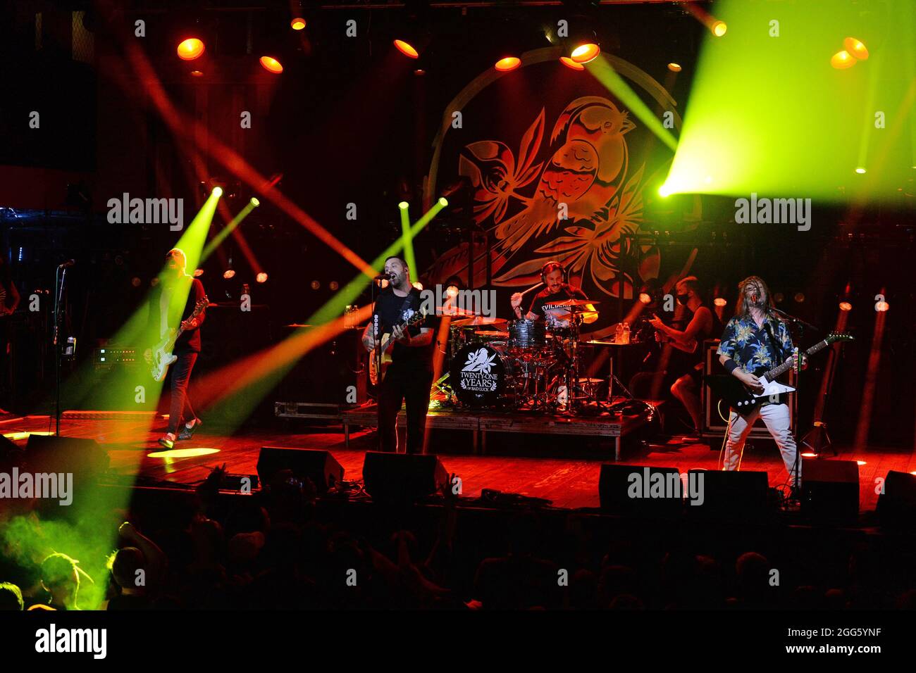 FORT LAUDERDALE FL - 28. AUGUST: Nick Ghanbarian, Chris Guglielmo, Anthony Raneri und Jack O'Shea von Bayside treten am 28. August 2021 bei Revolution Live in Fort Lauderdale, Florida, auf. Quelle: Mpi04/MediaPunch Stockfoto