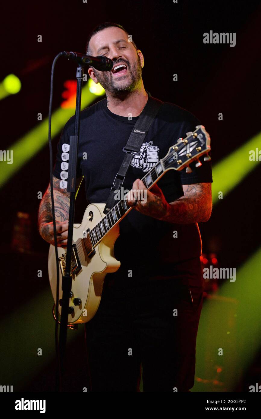 FORT LAUDERDALE FL - 28. AUGUST: Anthony Raneri von Bayside tritt am 28. August 2021 bei Revolution Live in Fort Lauderdale, Florida, auf. Quelle: Mpi04/MediaPunch Stockfoto