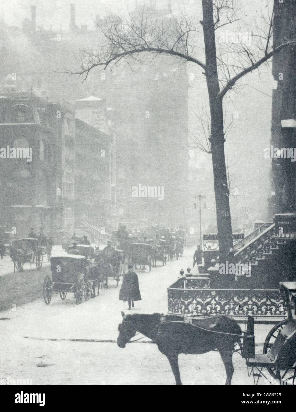 The Street, Fifth Avenue 1900/01 von Alfred Stieglitz Stockfoto