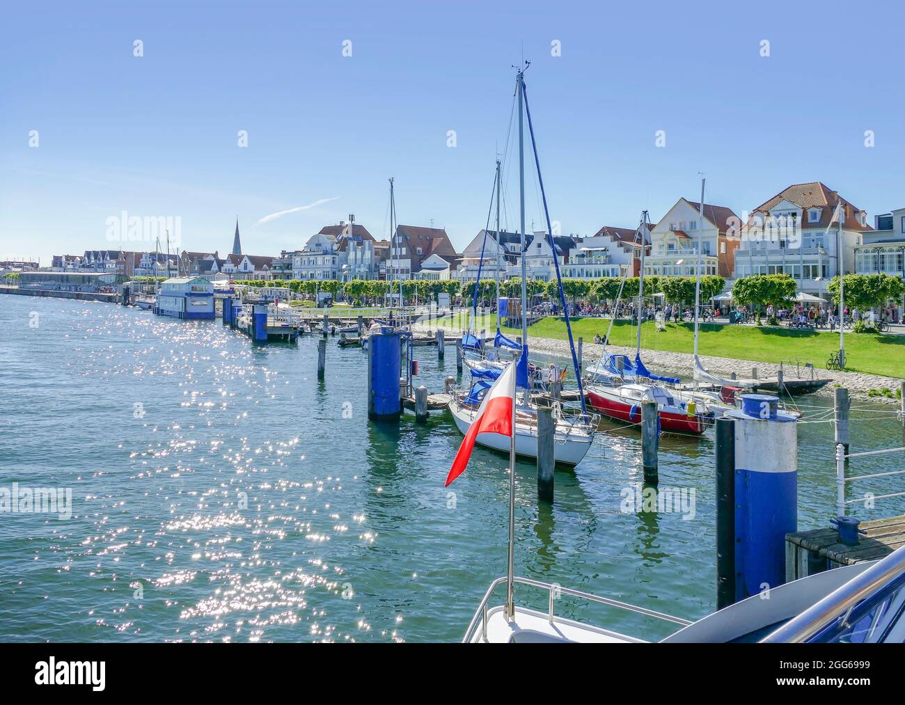 Die Landschaft am Wasser rund um Travemünde, einem Teil von Lübeck in Deutschland Stockfoto