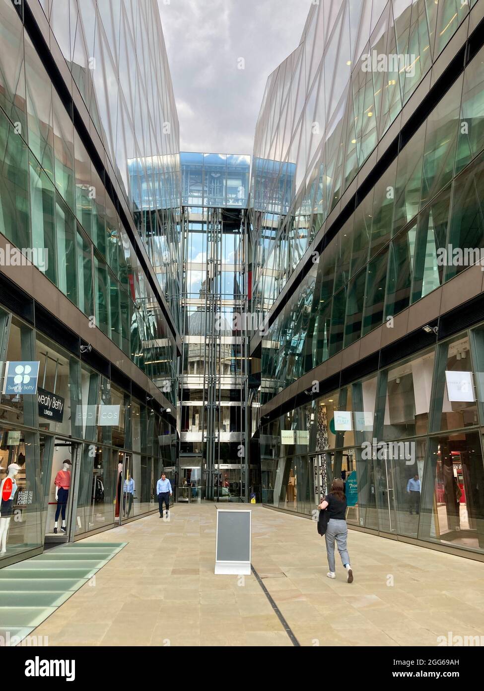 One New Change Shopping Centre, London, Großbritannien Stockfoto