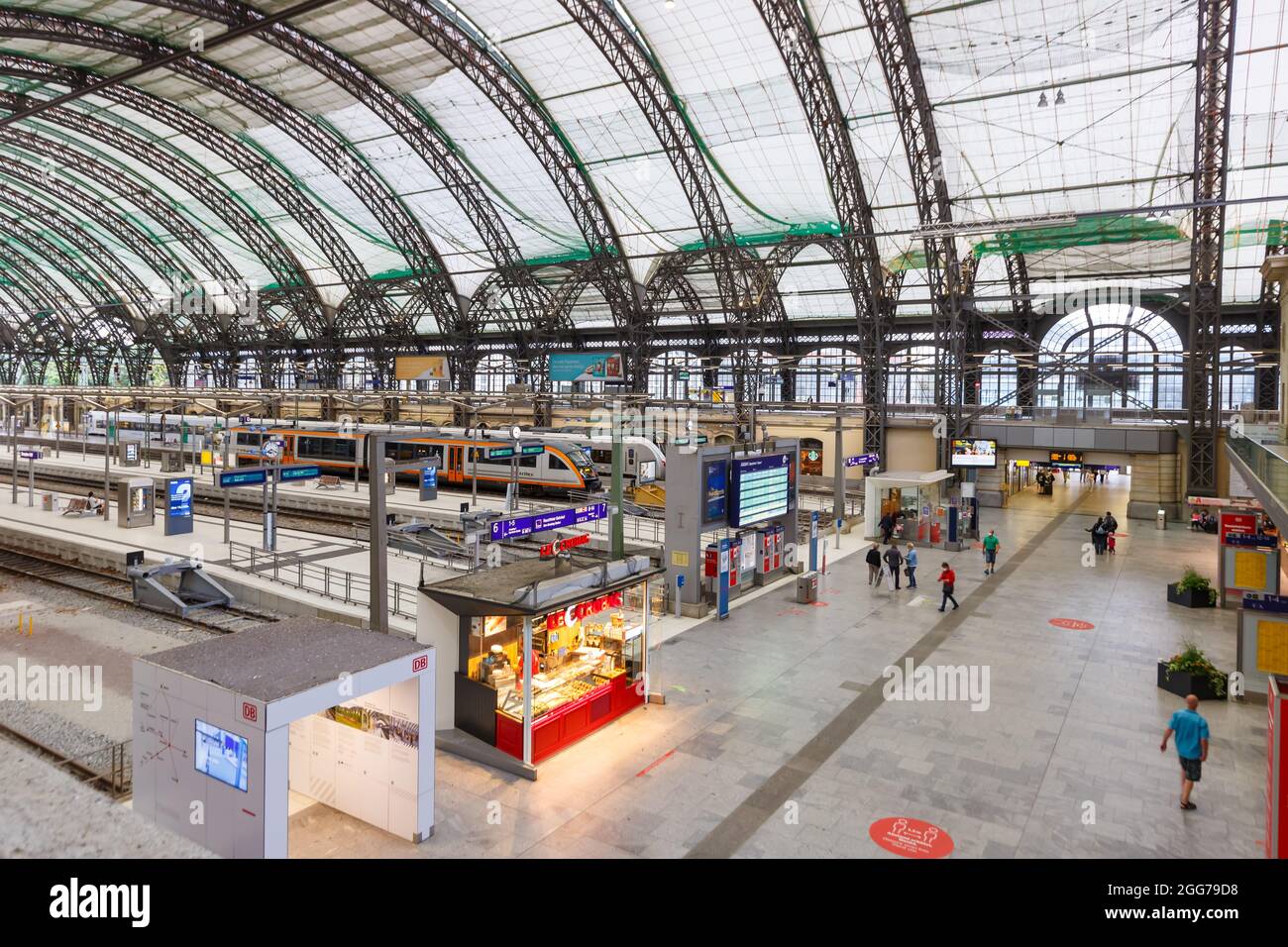 Dresden hauptbahnhof hbf Fotos und Bildmaterial in hoher Auflösung