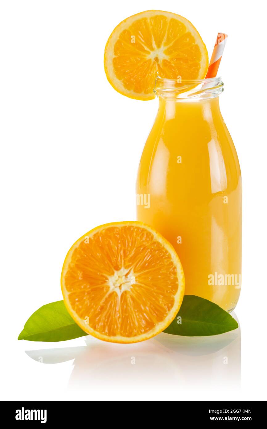 Orangensaft frisches Getränk in einer Flasche isoliert auf weißem Hintergrund Stockfoto
