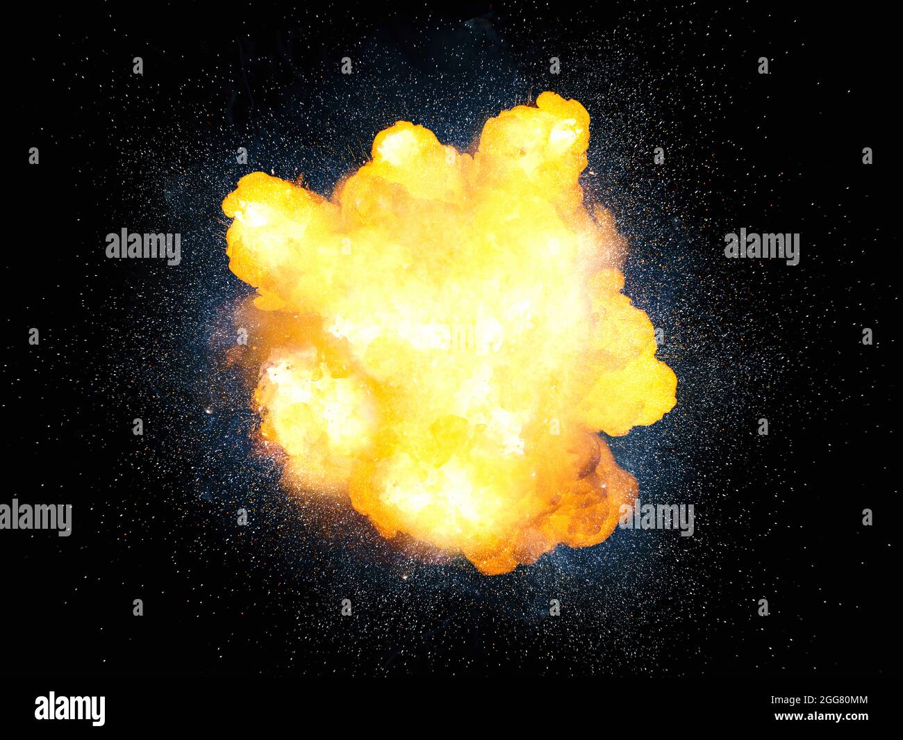 Realistische Feuerbombenexplosion mit Funken isoliert auf schwarzem Hintergrund Stockfoto
