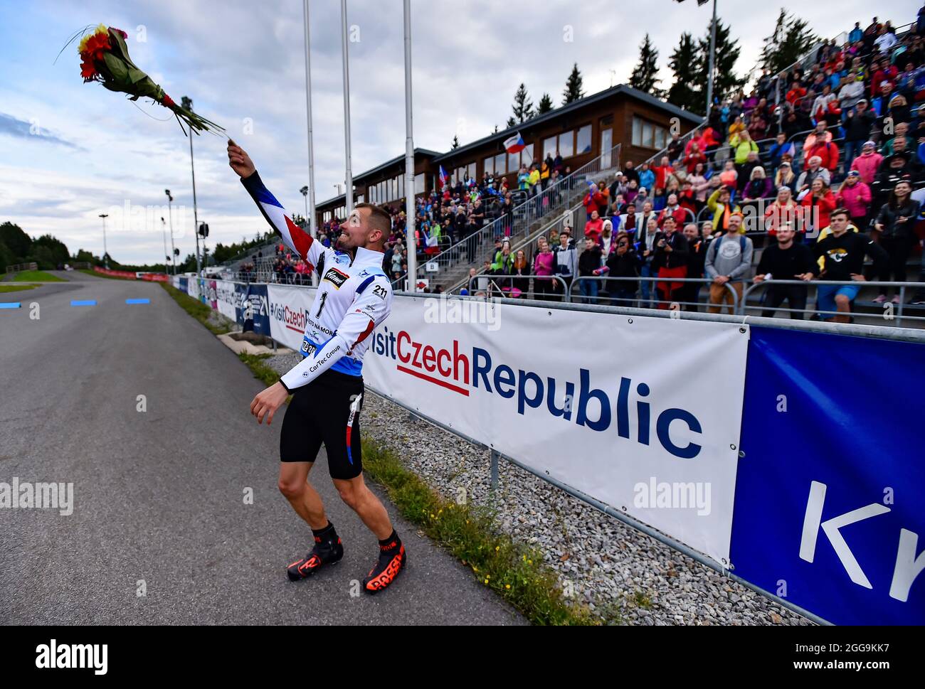 Michal Krcmar (CZE) gewann am 29. August 2021 in Nove Mesto na Morave, Tschechien, die IBU Summer Biathlon World Championships, das Männer-Verfolgungsrennen. (CTK Photo/Lubos Pavlicek) Stockfoto