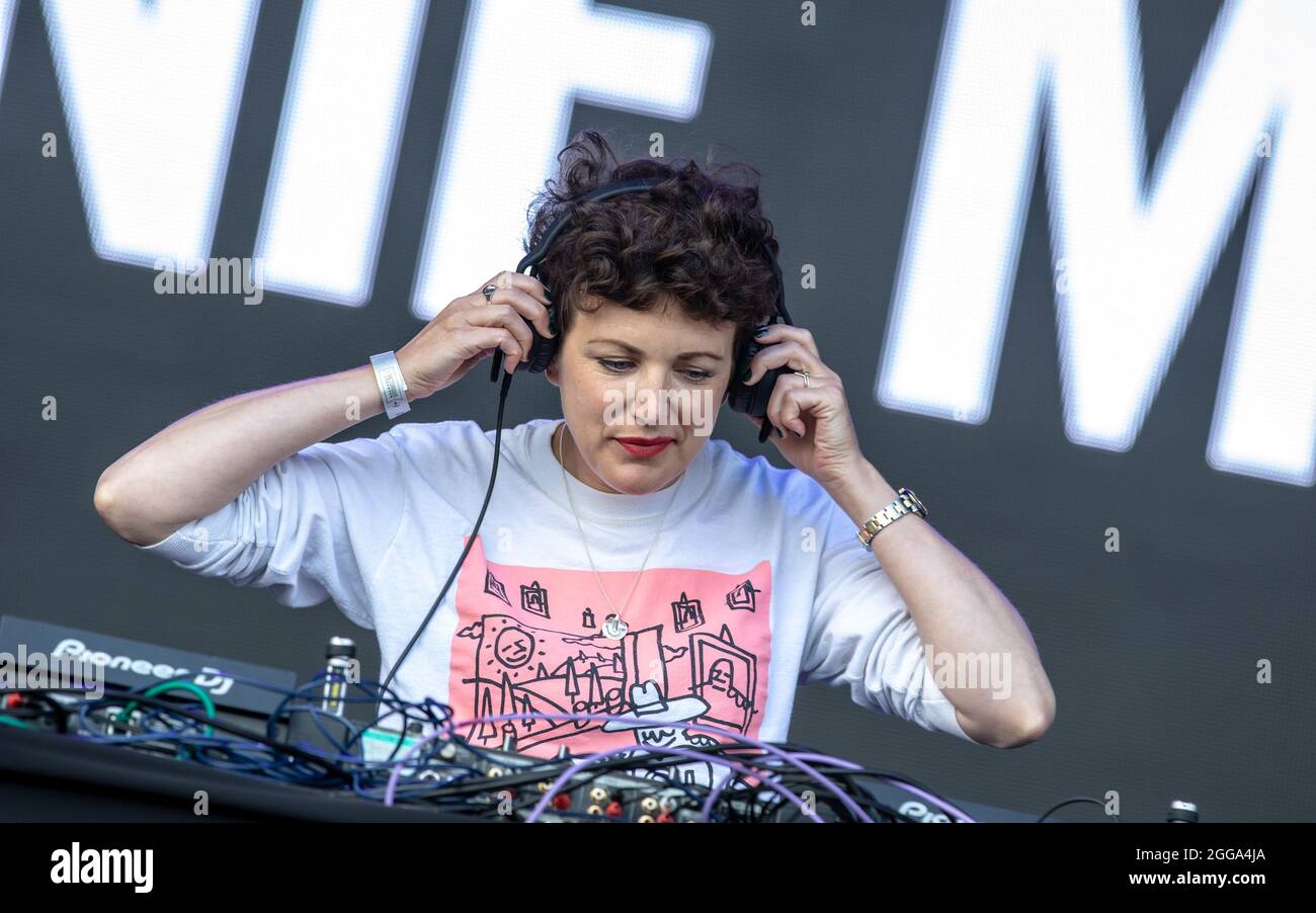 Annie Mac beim Victorious Festival 2021, Portsmouth, Hampshire, Großbritannien. 29 August 2021. Kredit: Charlie Raven/Alamy Live Nachrichten Stockfoto