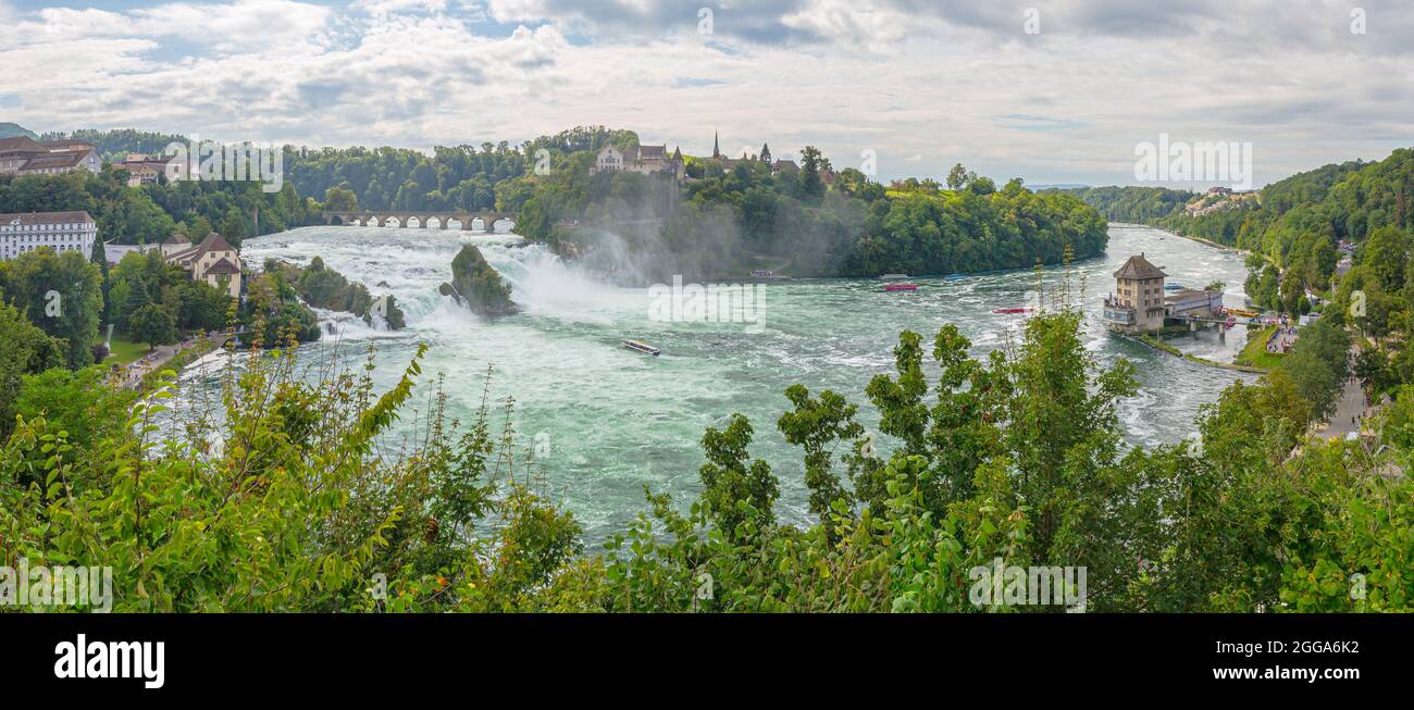 Rheinfall in der Schweiz in Neuhausen bei Schaffhausen Stockfoto