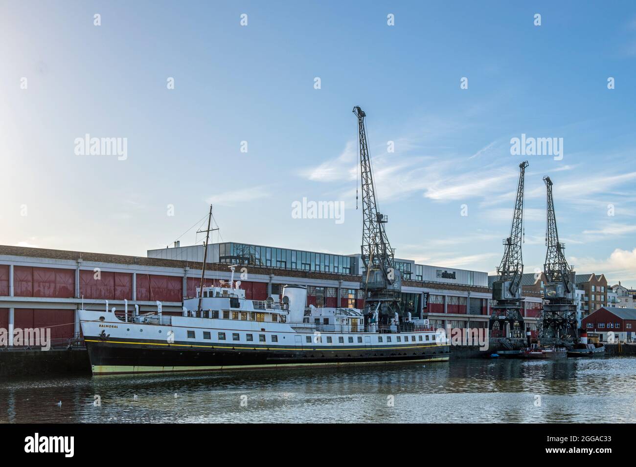 Die Balmoral war an der Seite des MShed in Bristol Floating Harbour. Stockfoto