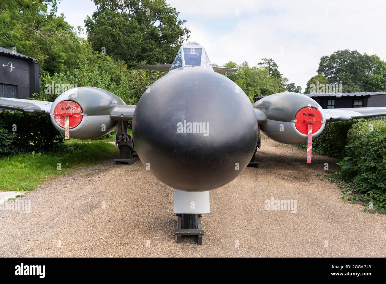 Das letzte Flugzeug, das vom Defford Airfield abflog, war der Gloster Meteor NF Mark 11 Nachtjäger WD686. Das Flugzeug ist auf dem Defford Airfield, Großbritannien, abgebildet Stockfoto