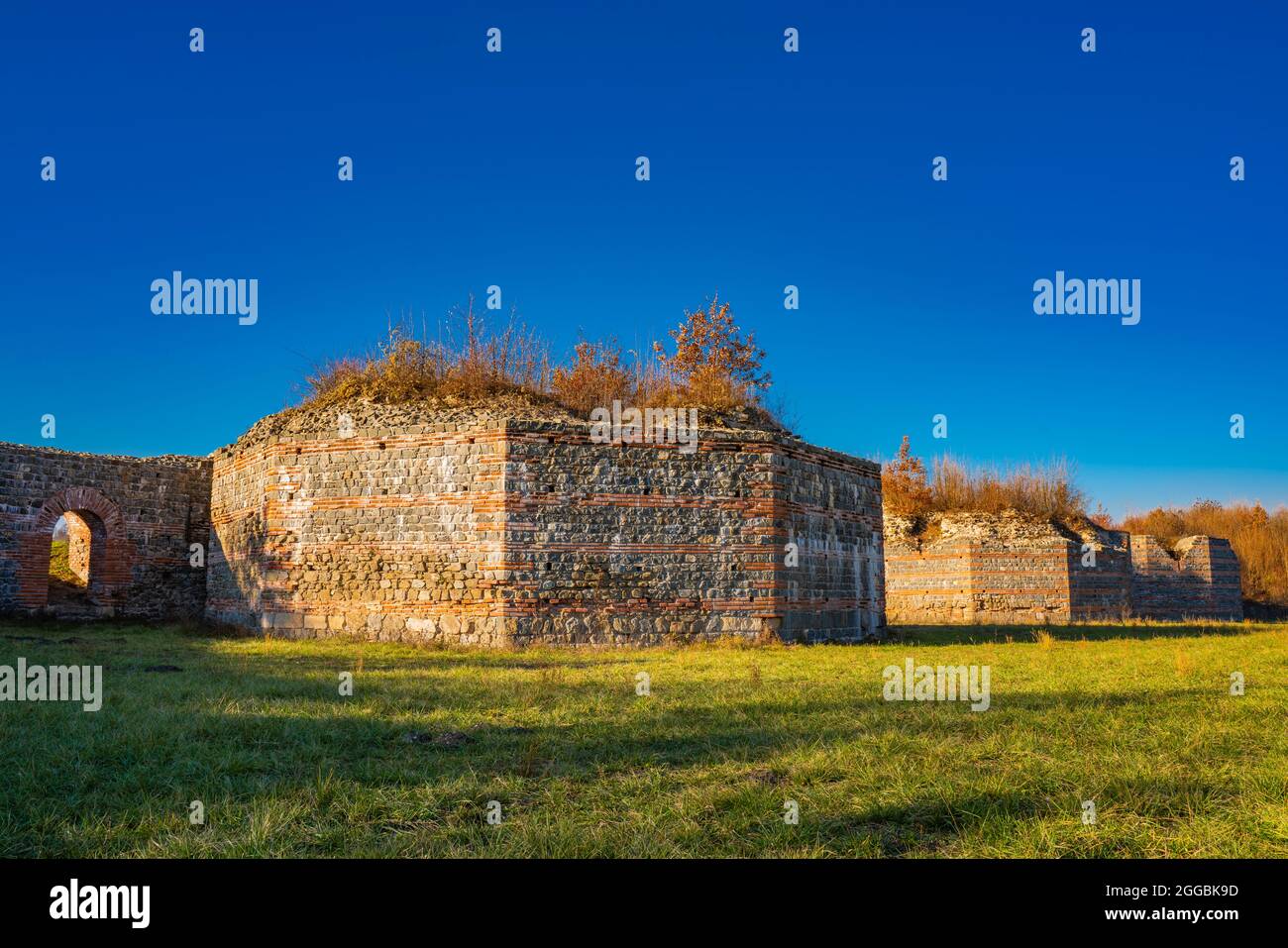 Überreste der antiken römischen Komplex von Palästen und Tempeln Felix Romuliana in der Nähe von Gamzigrad, Serbien. Seit 2007 ist es als UNESCO-Weltkulturerbe S bezeichnet Stockfoto
