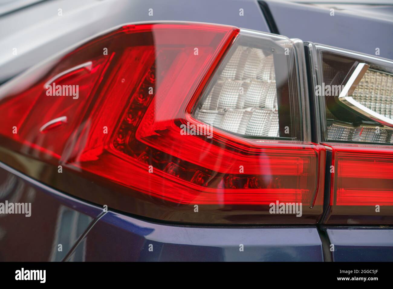 Rückseite des Auto hintere Licht Kofferraum Limousine neue ford  Stockfotografie - Alamy