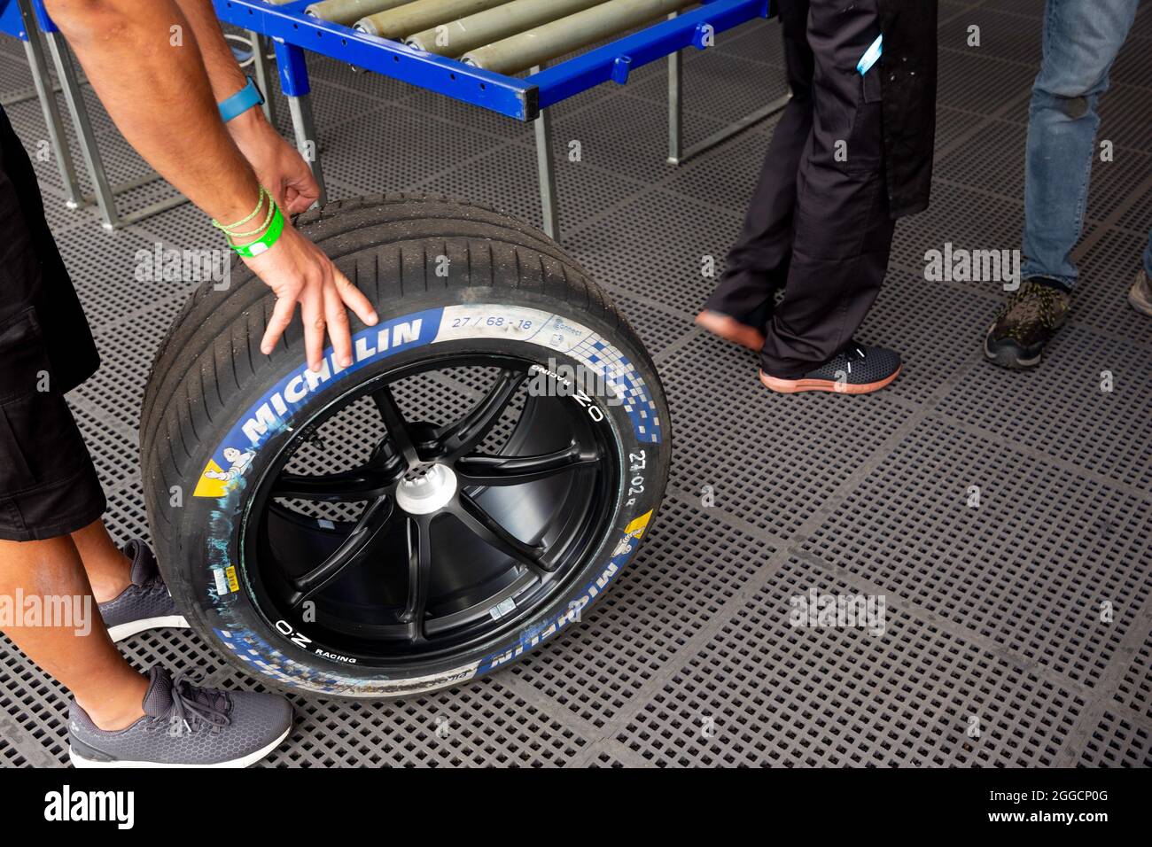 Puebla, Mexiko - 19. Juni 2021: Autodromo Miguel E. Abed. AIMA, CBMM Niobium Puebla E-Prix. Michelin gebrauchter Reifen bei der Inspektion. Beim CBMM Niobium Puebla E-Prix. Stockfoto