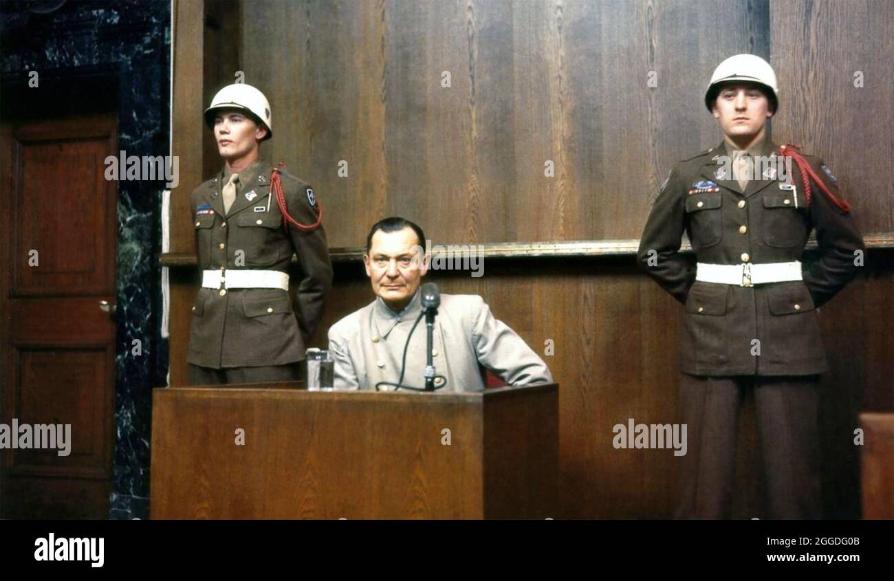 HERMANN GÖRING (1893-1946) Nazi-Führer auf der Anklagebank in Nürnberg im Jahr 1946 Stockfoto