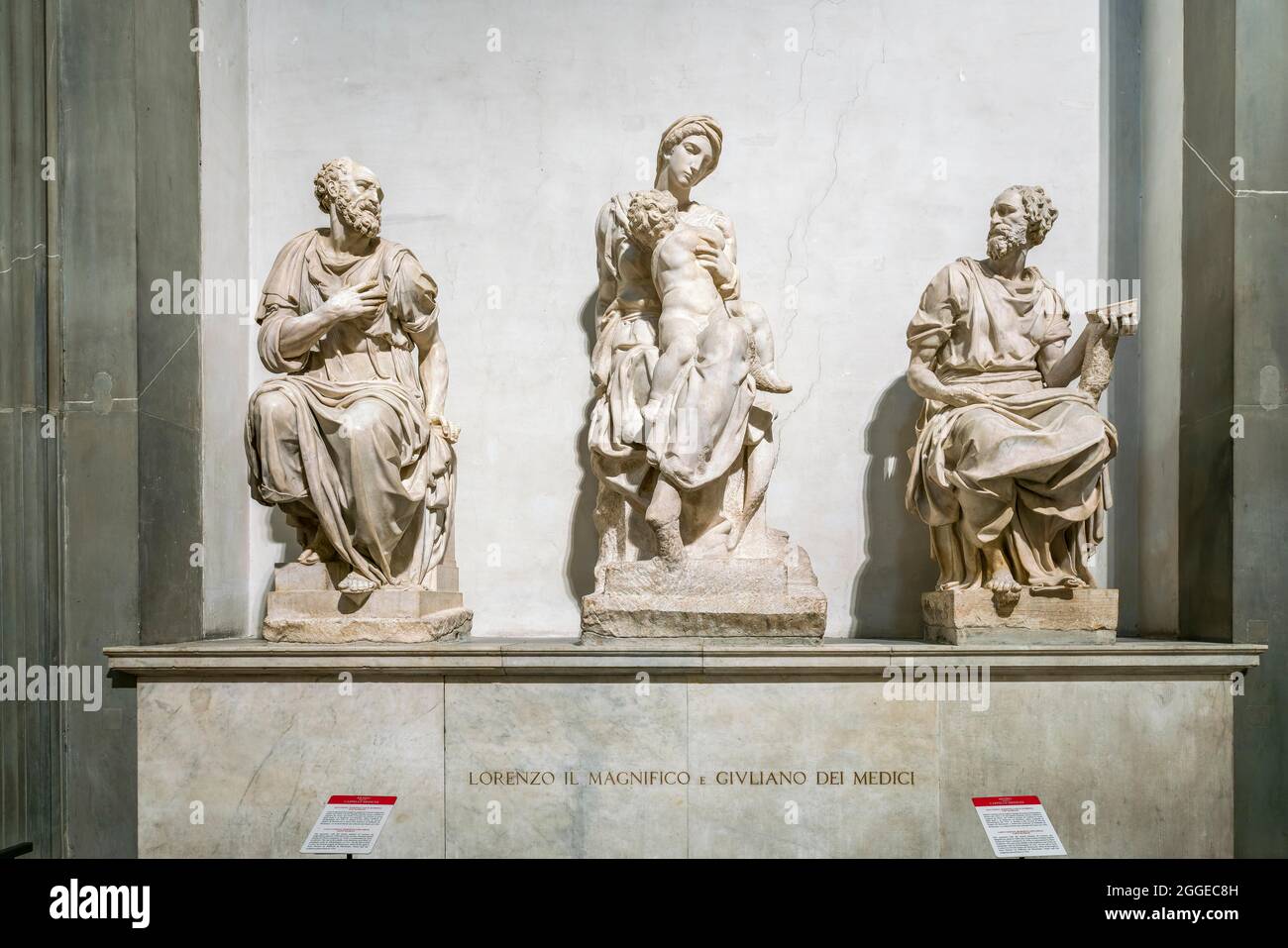 Marmorgruppe, Madonna mit Kind, Madonna lactans, Bildhauer Michelangelo Buonarroti, Sacrestia Nuova, Neue Sakristei, Cappelle Medicee, Medici-Kapellen Stockfoto