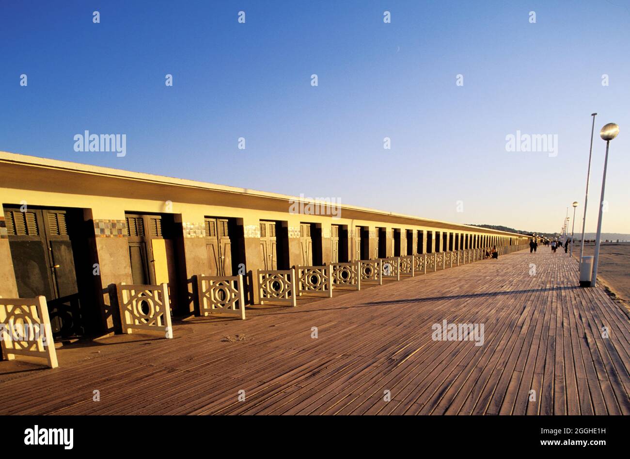 FRANKREICH. CALVADOS (14) REGION NORMANDIE. STADT DEAUVILLE. DIE PLANCHES Stockfoto