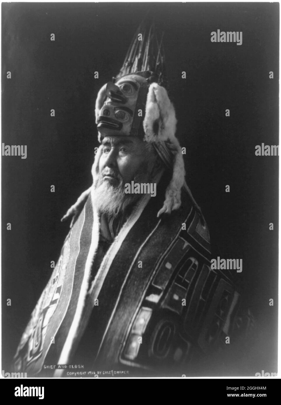 Vintage Tlinglit Native American Photograph - Chief Ano-Tlosh - Chief of the Taku Tribe of Thlinght [Tlingit] Natives. - 1906 Stockfoto