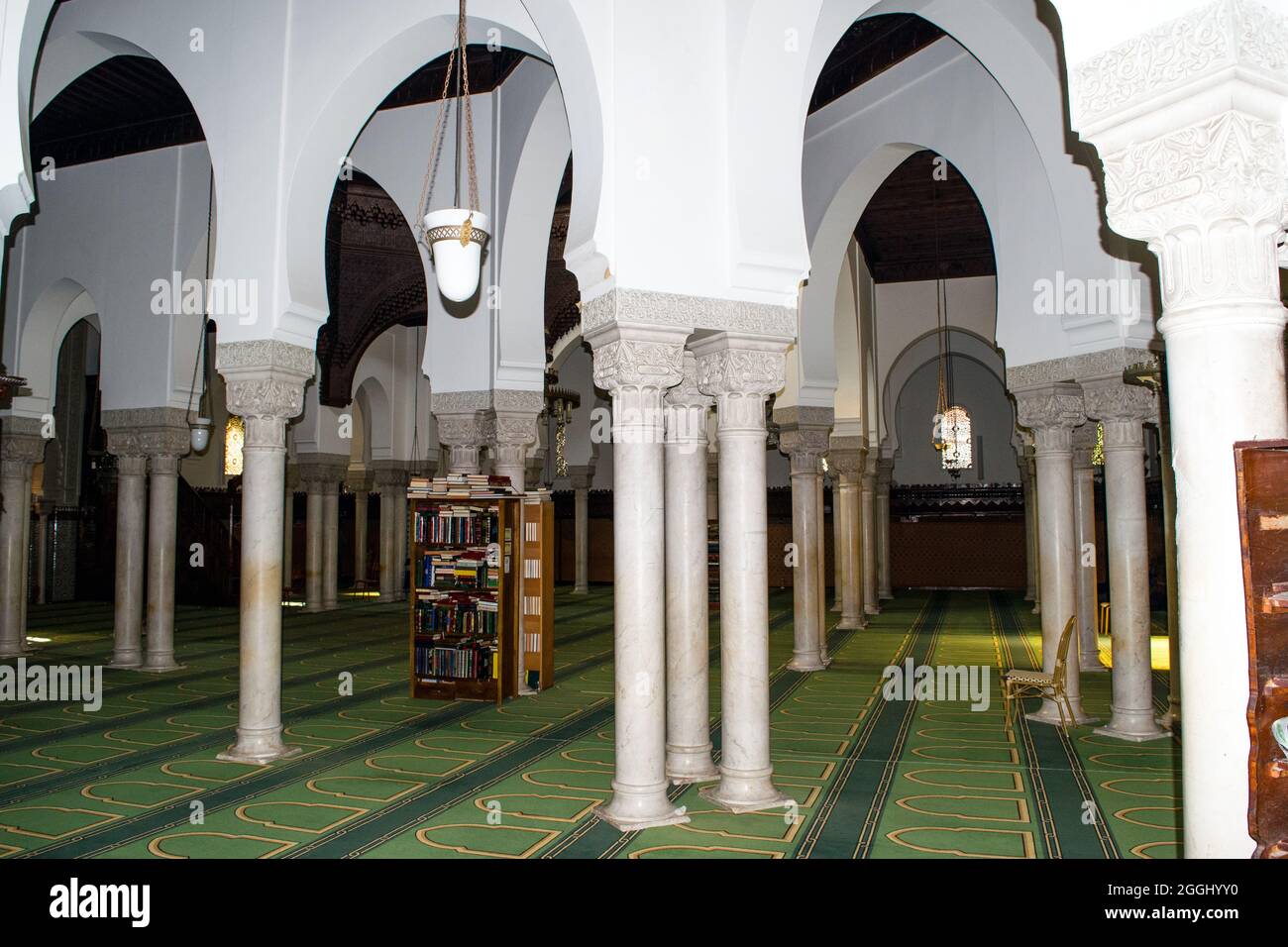 Innenraum der Großen Moschee von Paris Stockfoto