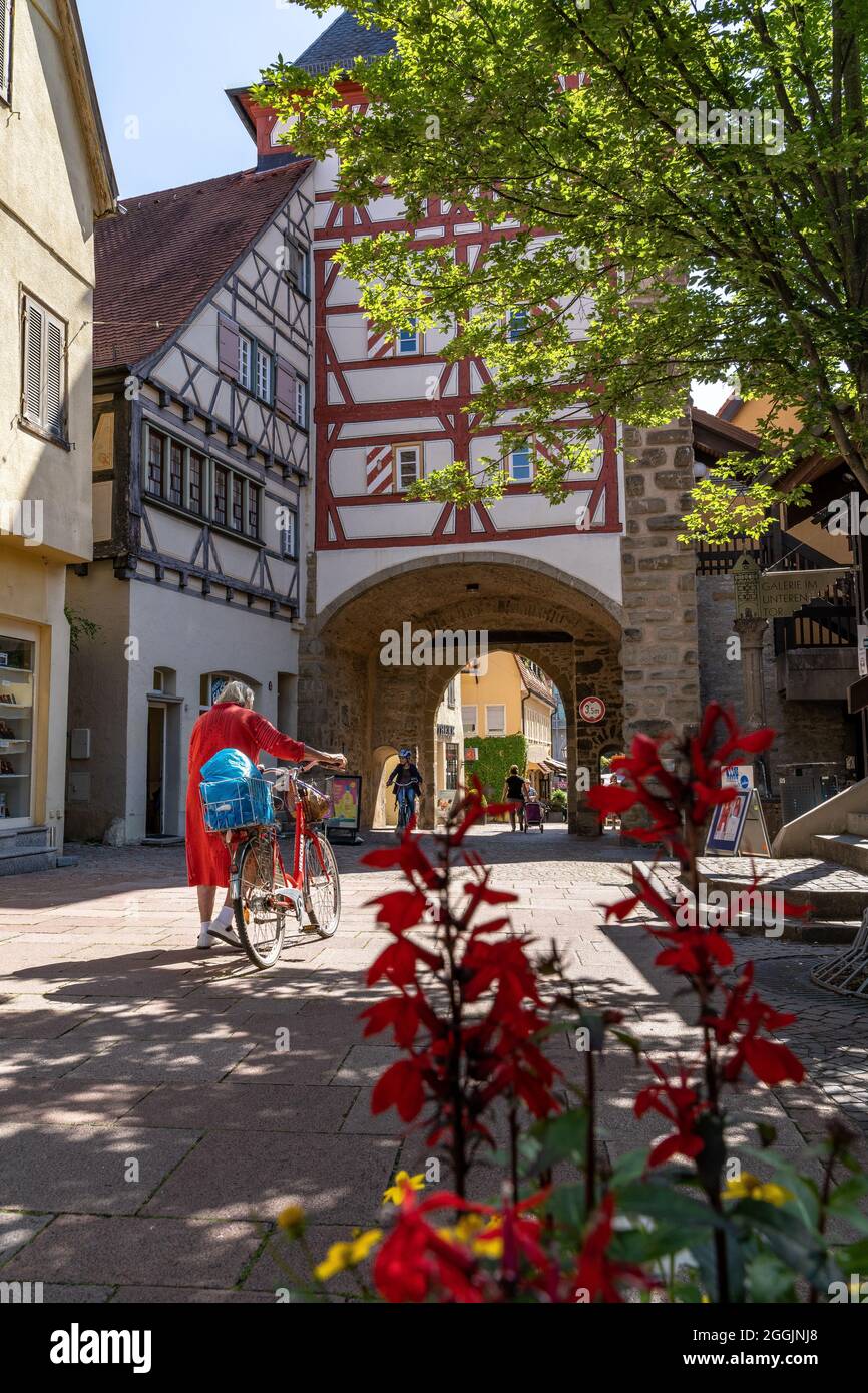 Europa, Deutschland, Baden-Württemberg, Landkreis Ludwigsburg, Bietigheim-Bissingen, Blick auf das untere Tor in der Altstadt von Bietigheim Stockfoto