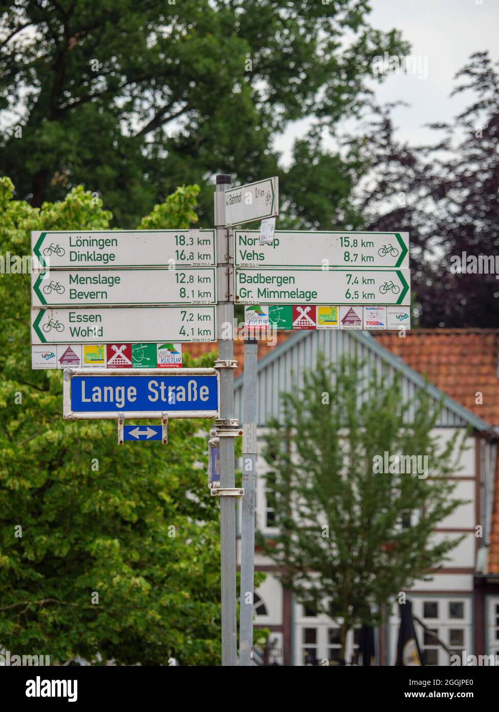 Quakenbrück, Fahrradwegweiser, Osnabrücker Land, Niedersachsen, Deutschland Stockfoto