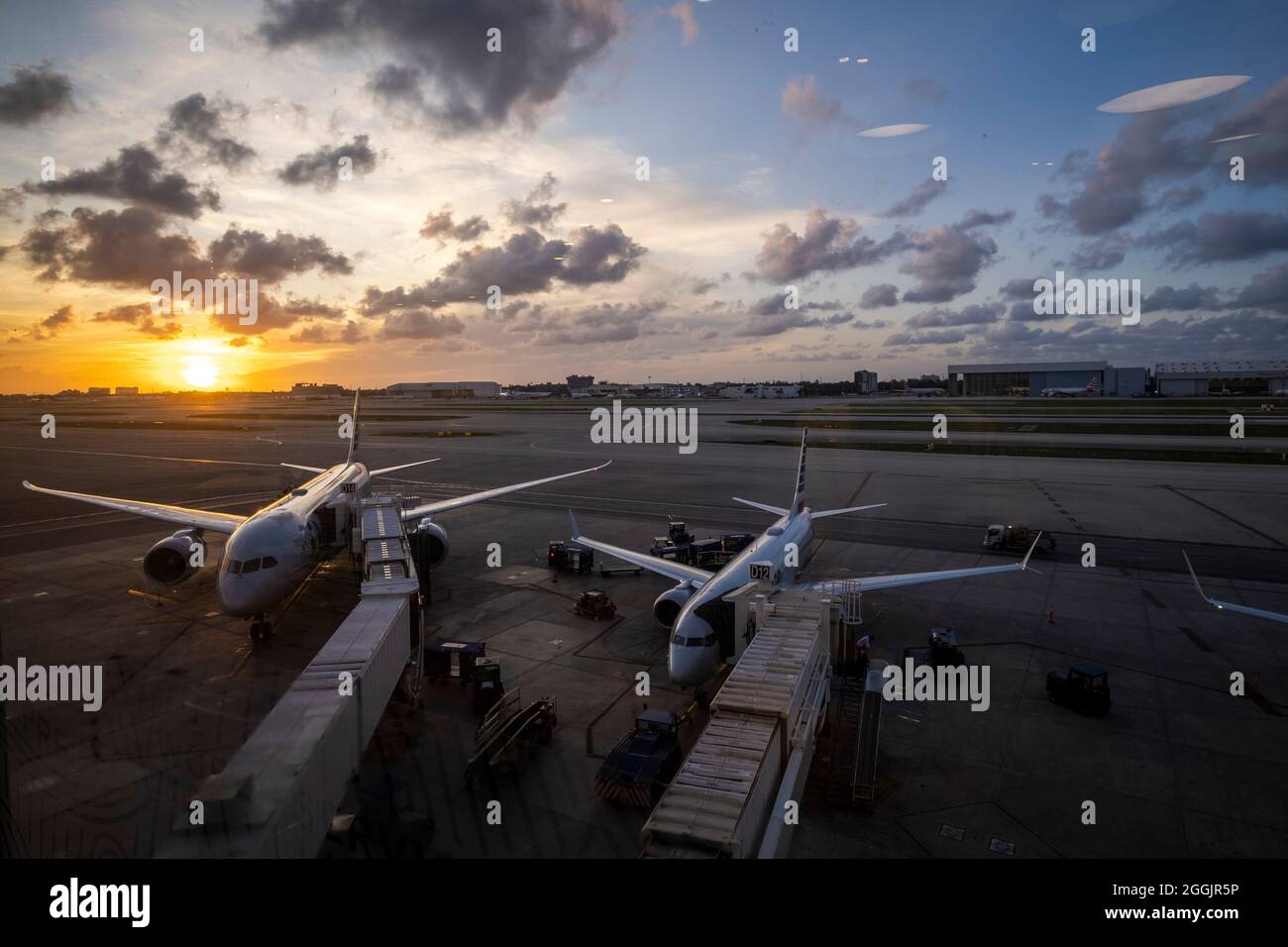 Blick auf den internationalen Flughafen Miami von der American Express Lounge, Miami, Florida Stockfoto