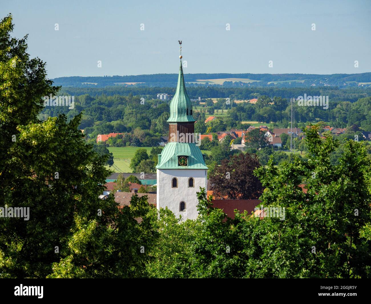 Blick auf Bad Essen mit Kirchturm, Osnabrücker Land, Niedersachsen, Deutschland Stockfoto