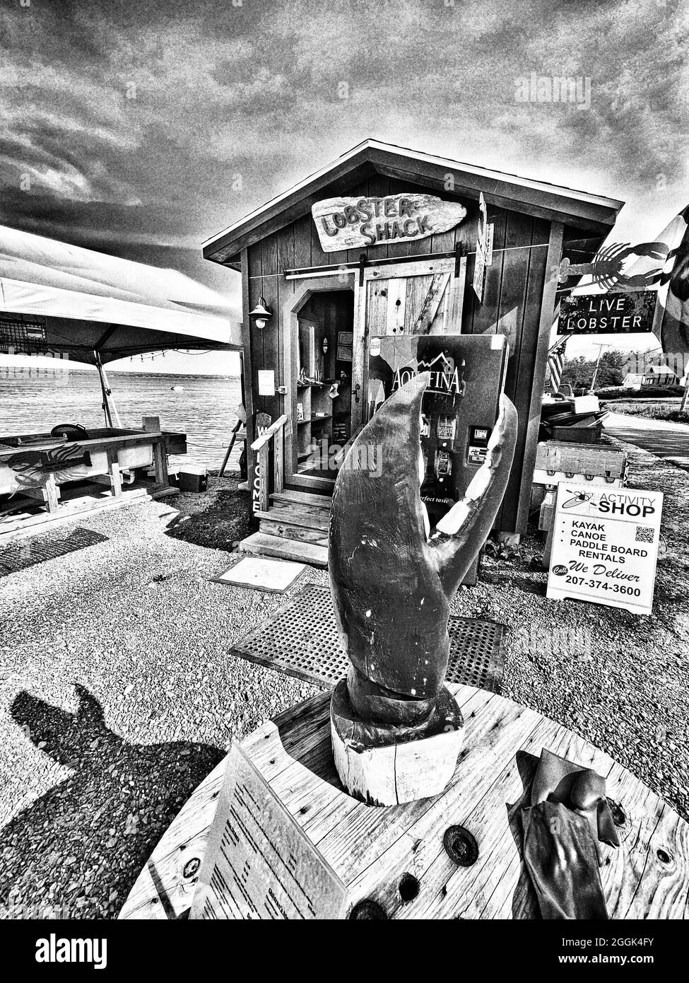 Perry's Lobster Shack ist ein Low-Key-Barack am Wasser, in dem Hummer- und Seafood-Gerichte sowie herzhafte Beilagen und Biere angeboten werden. Stockfoto