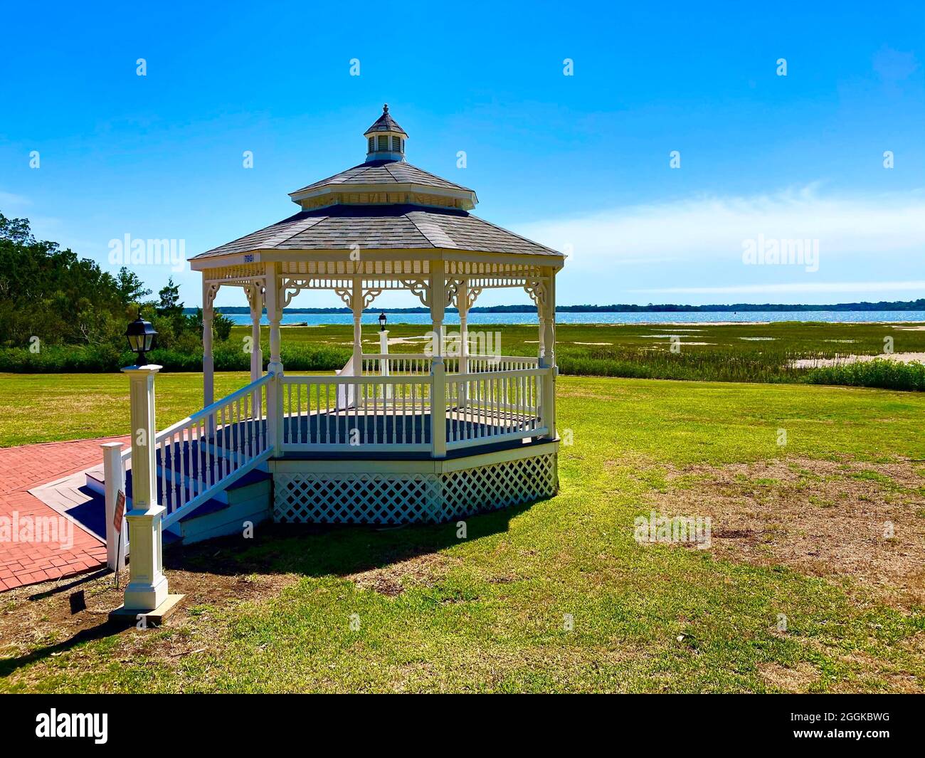 Parris Island, South Carolina. Pavillon mit Atlantik im Hintergrund Stockfoto